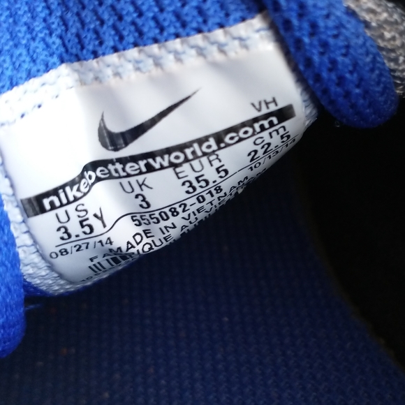 Nike Revolution2 GS Kid's Running Shoes - Picture 10 of 12